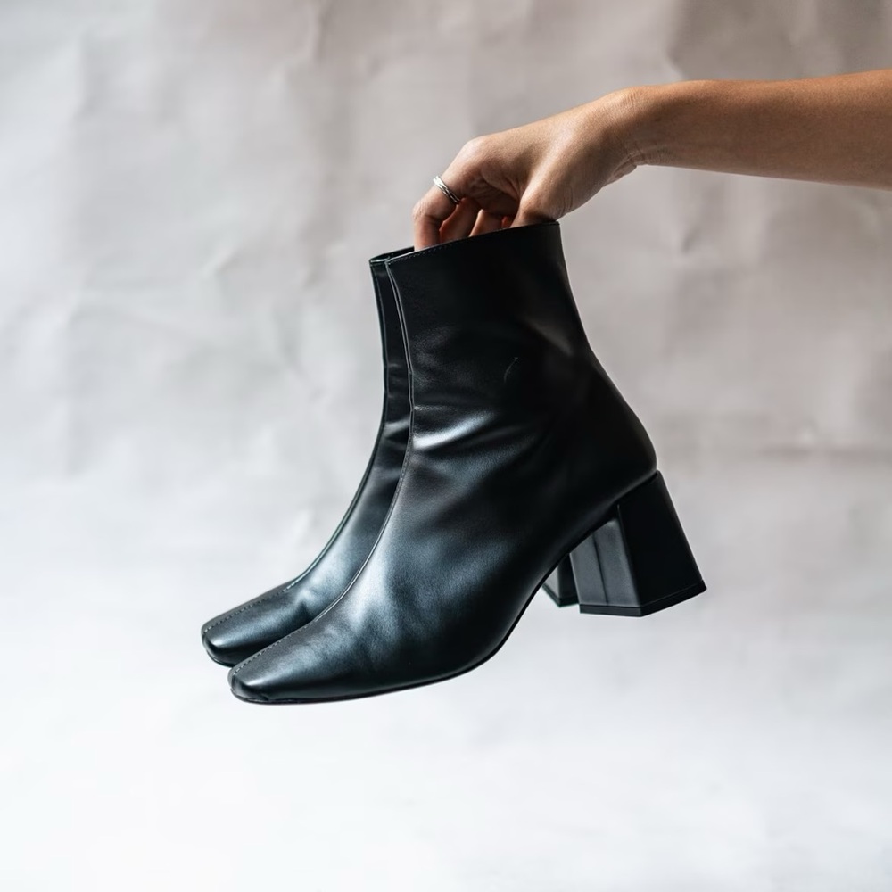 Alohas Watercolor Booties
